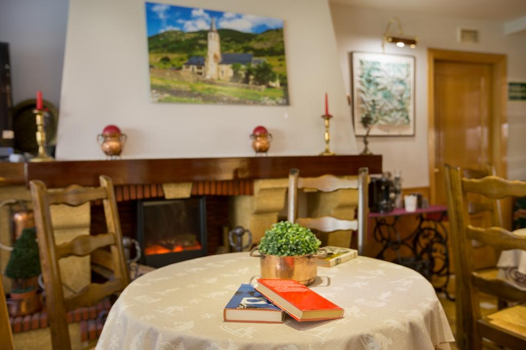 Hotel Eth Solan & Spa เบียญา ภายนอก รูปภาพ